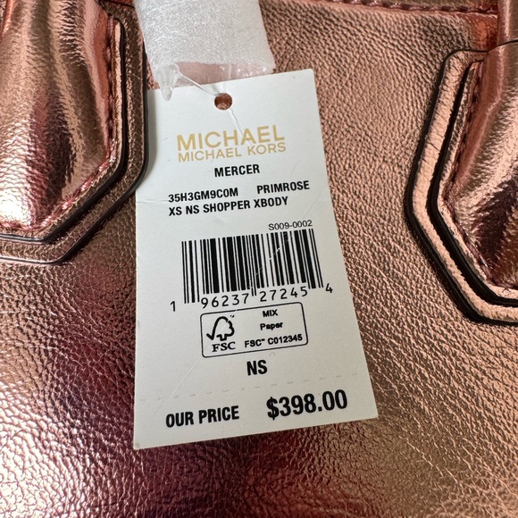 Michael Kors Metallic Rose Gold Purse - Picture 3 of 11